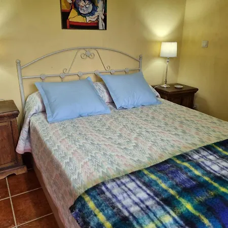 R2R - Atico Con Encanto Colindres - C08A01