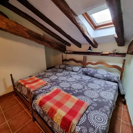 C08a01 Atico Con Encanto * Colindres