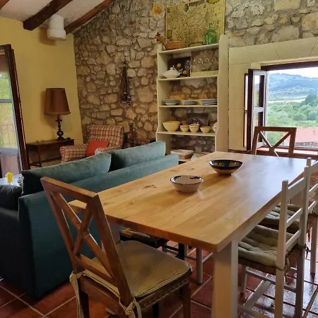 C08a01 Atico Con Encanto Apartman Colindres