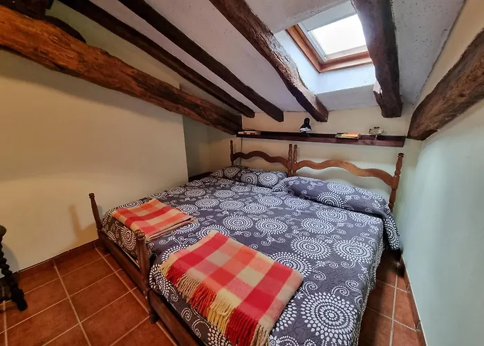 C08a01 Atico Con Encanto * Colindres